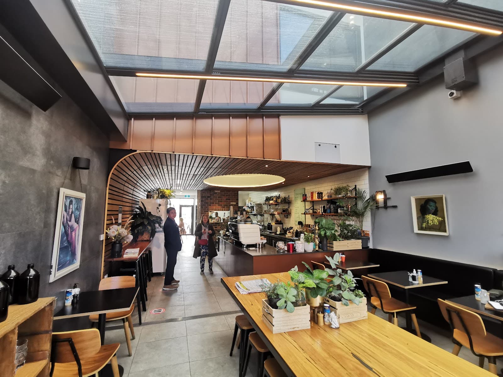 Thirty Three Cups — Devonport, Tasmania