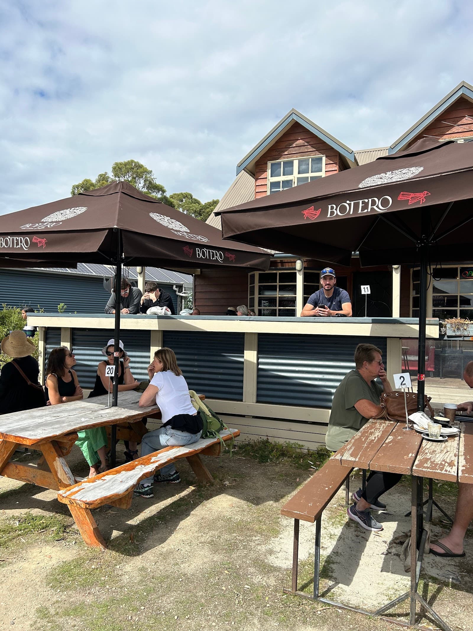 MARI BRUNY — Bruny Island, Tasmania