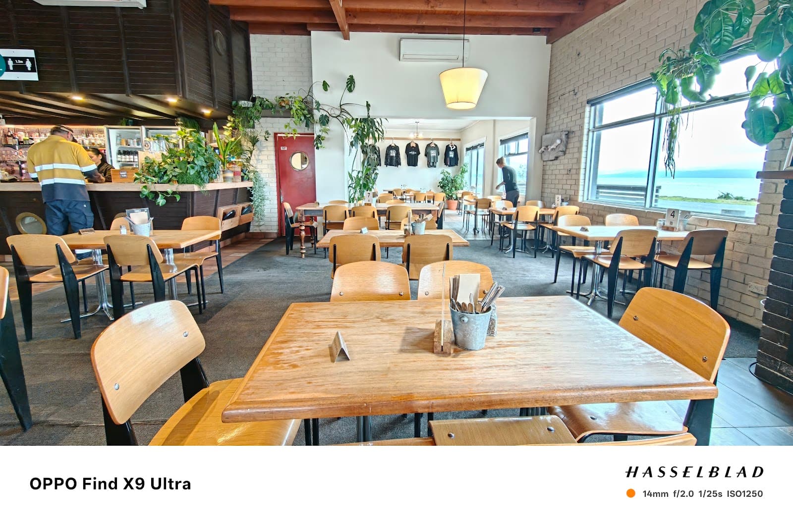 Hotel Bruny — Bruny Island, Tasmania