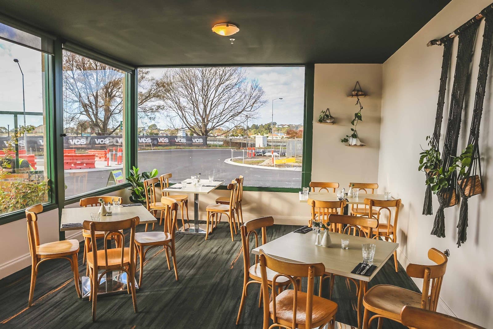 The Elegance Lounge Seafood Bar & Grill — Devonport, Tasmania