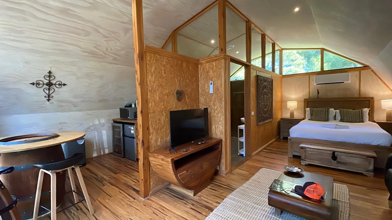 43 Degrees Bruny Island — Bruny Island, Tasmania