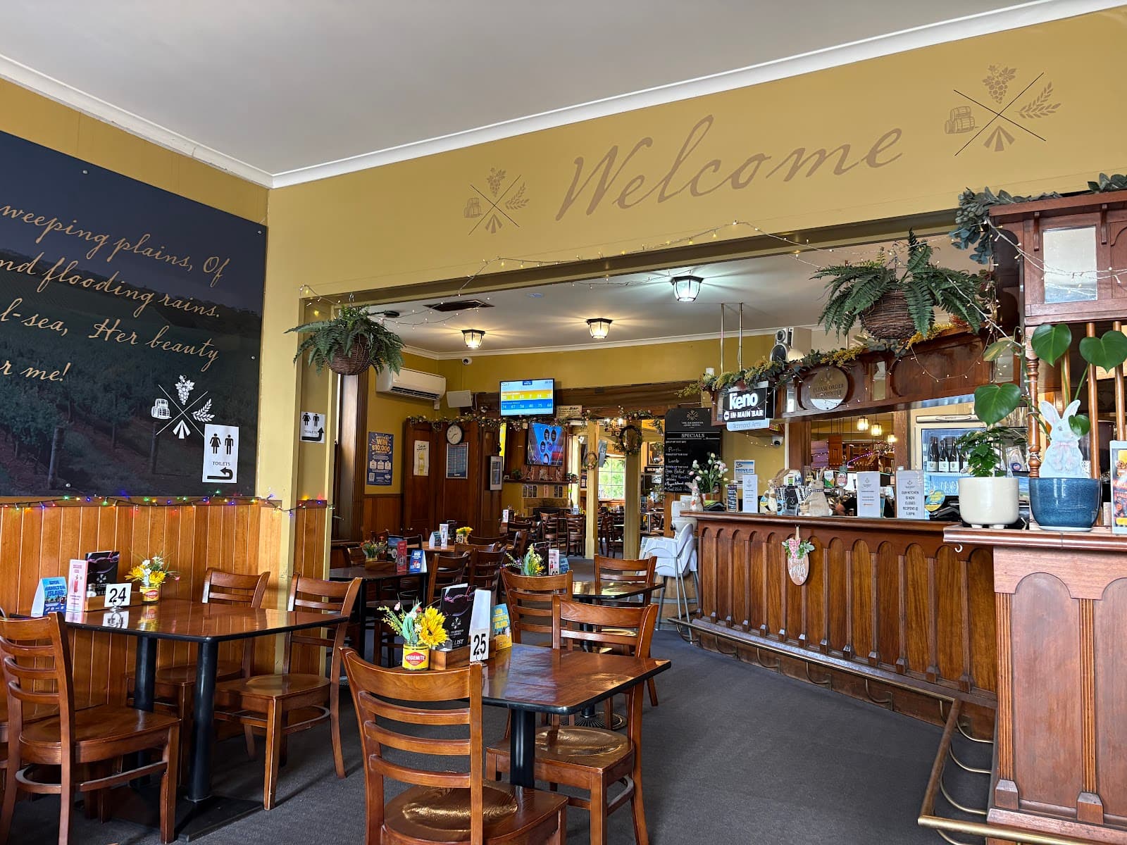 Richmond Arms Hotel — Richmond, Tasmania
