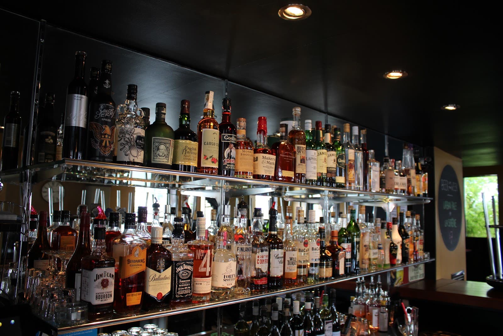 The Tasmanian Inn — Salamanca, Tasmania