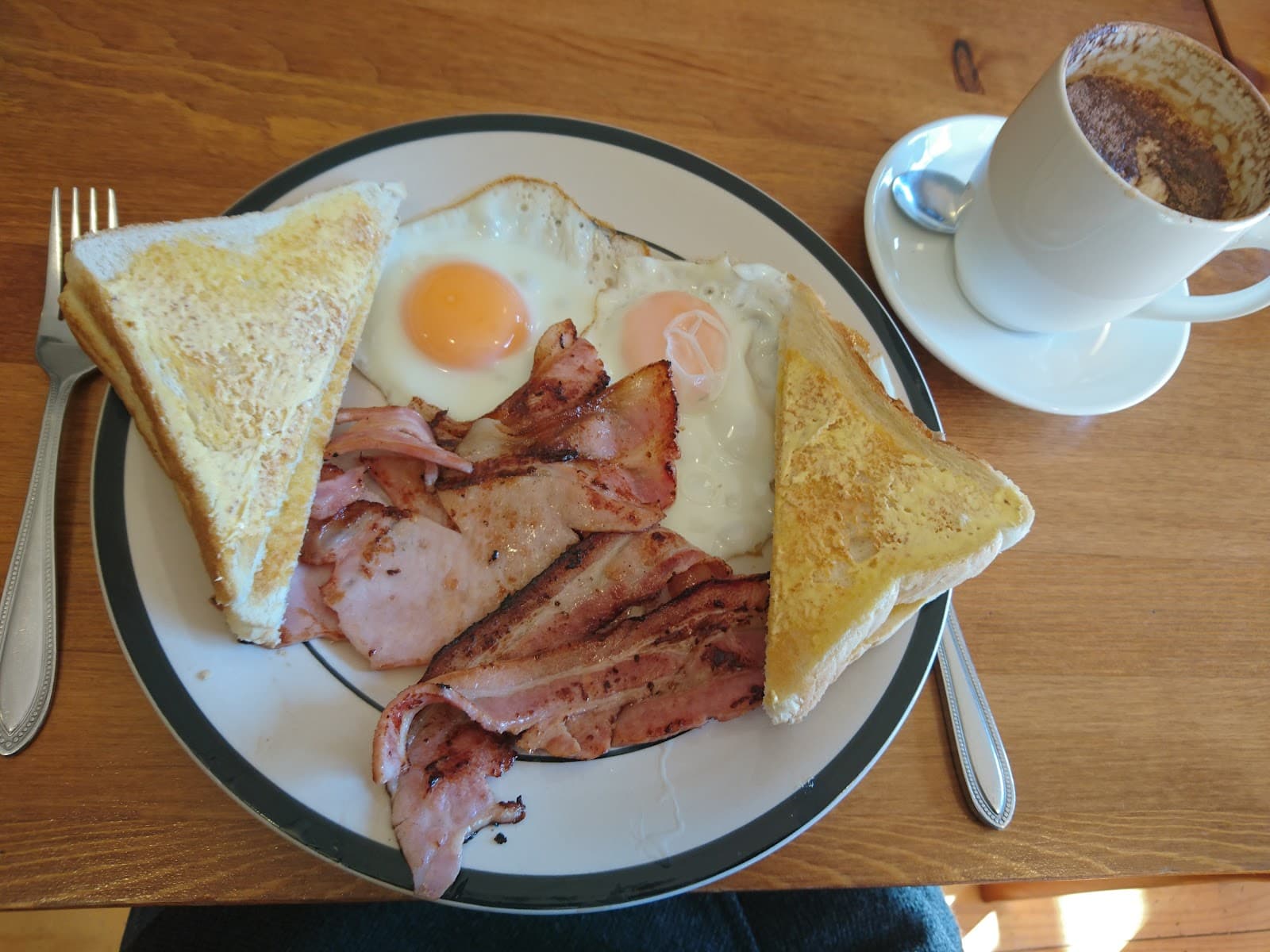 Round Hill Coffee — Cradle Mountain, Tasmania