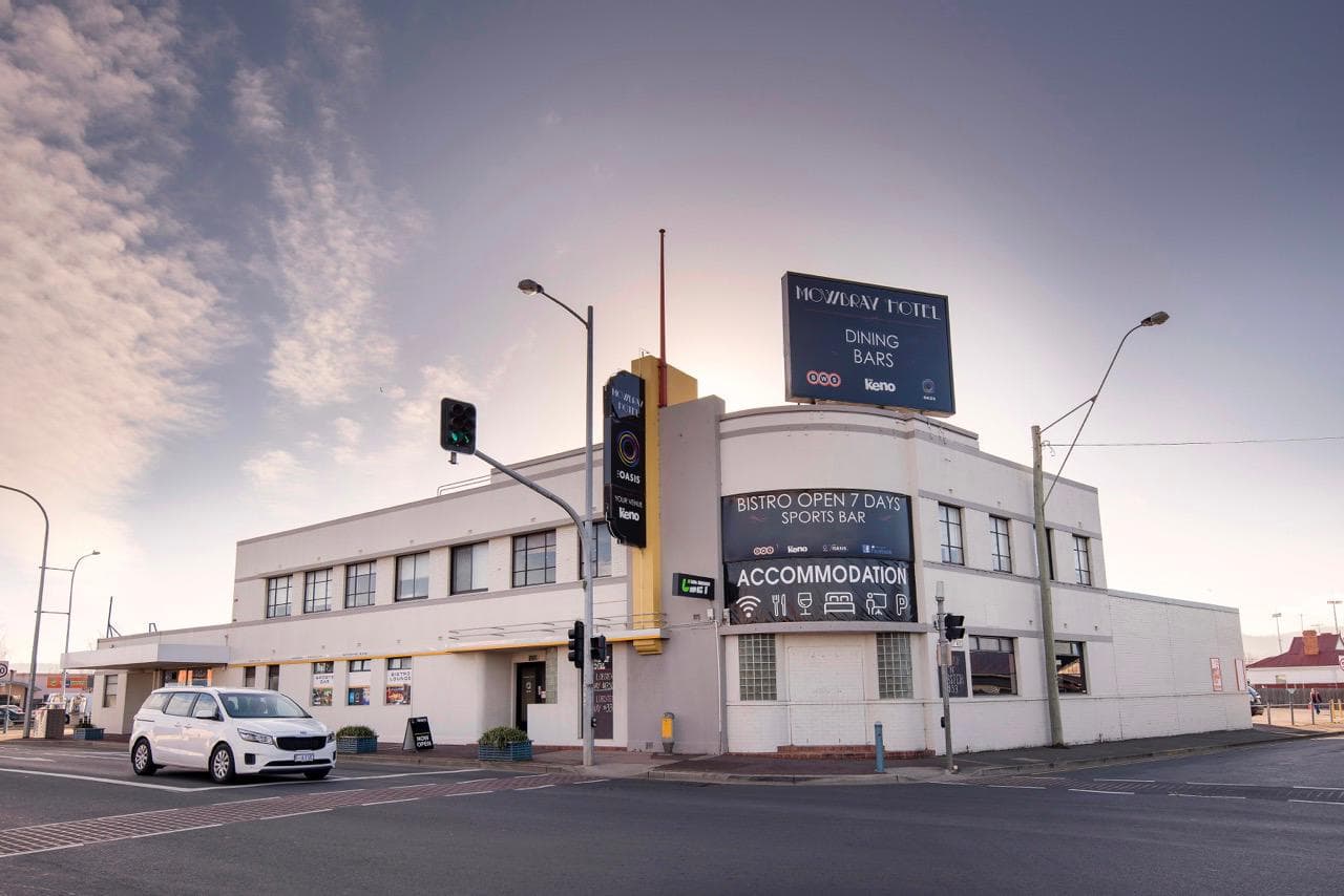 Mowbray Hotel — Launceston, Tasmania