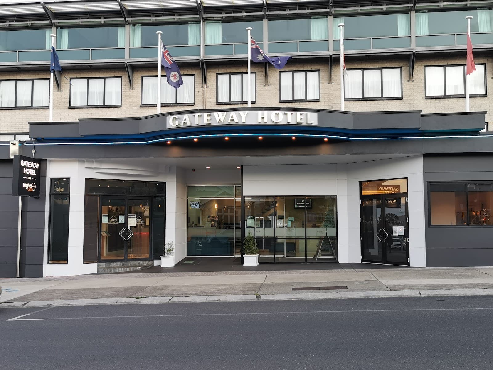 Nightelier Devonport (Gateway Hotel) — Devonport, Tasmania