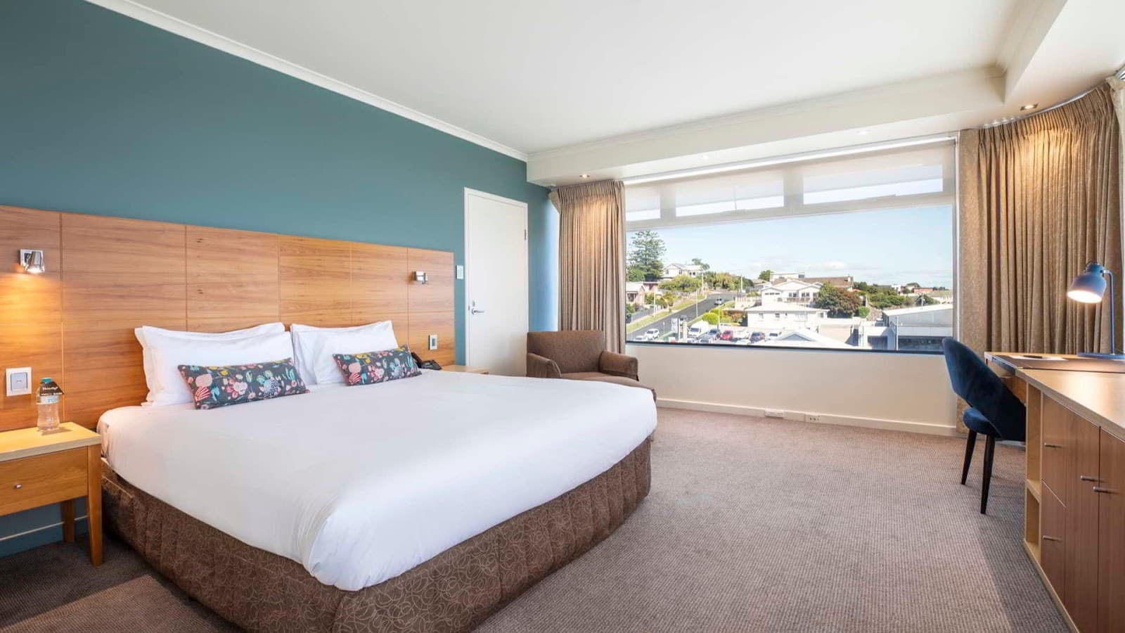 Nightelier Devonport (Gateway Hotel) — Devonport, Tasmania