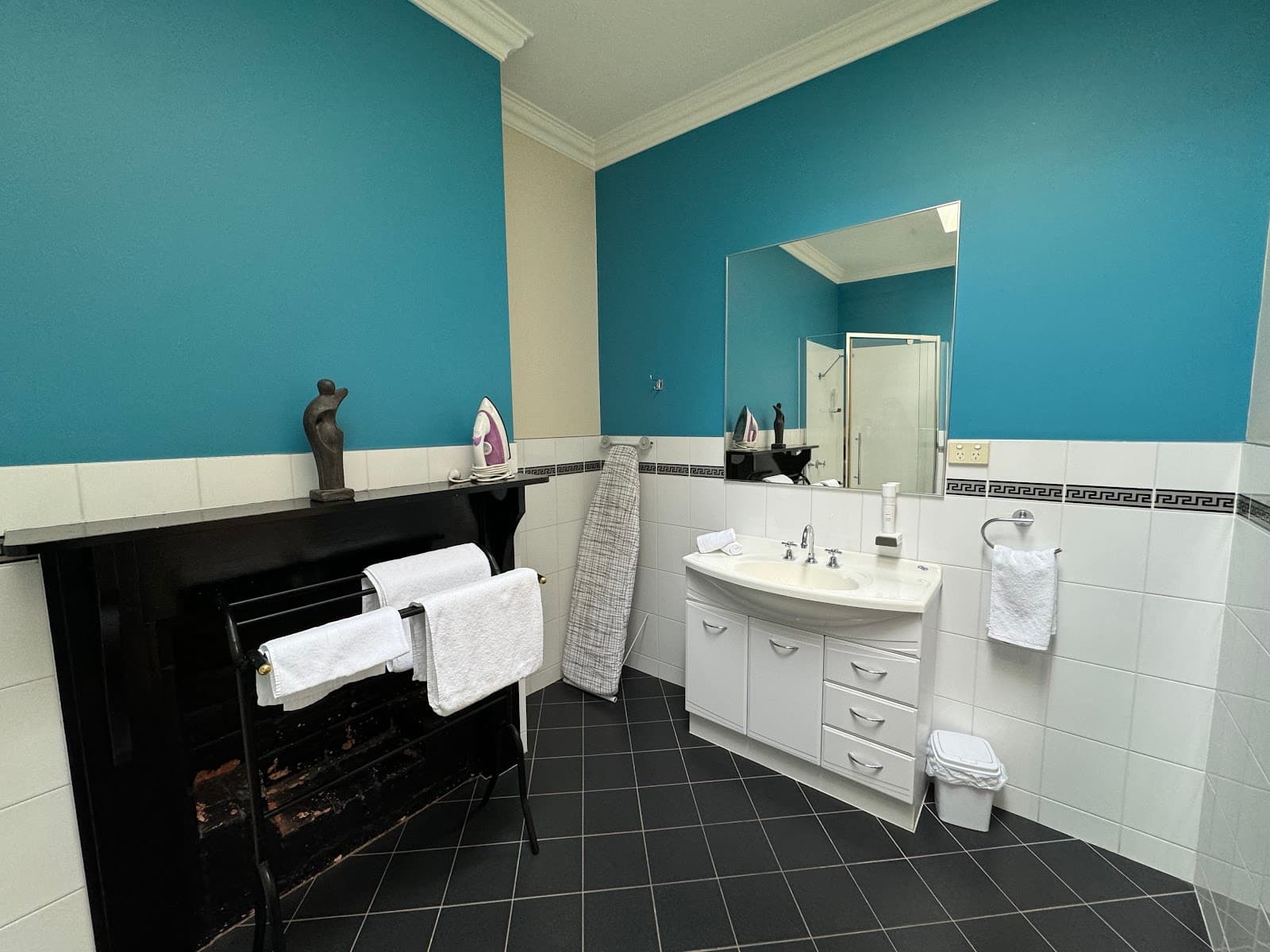 Mersey Bank Apartments — Devonport, Tasmania