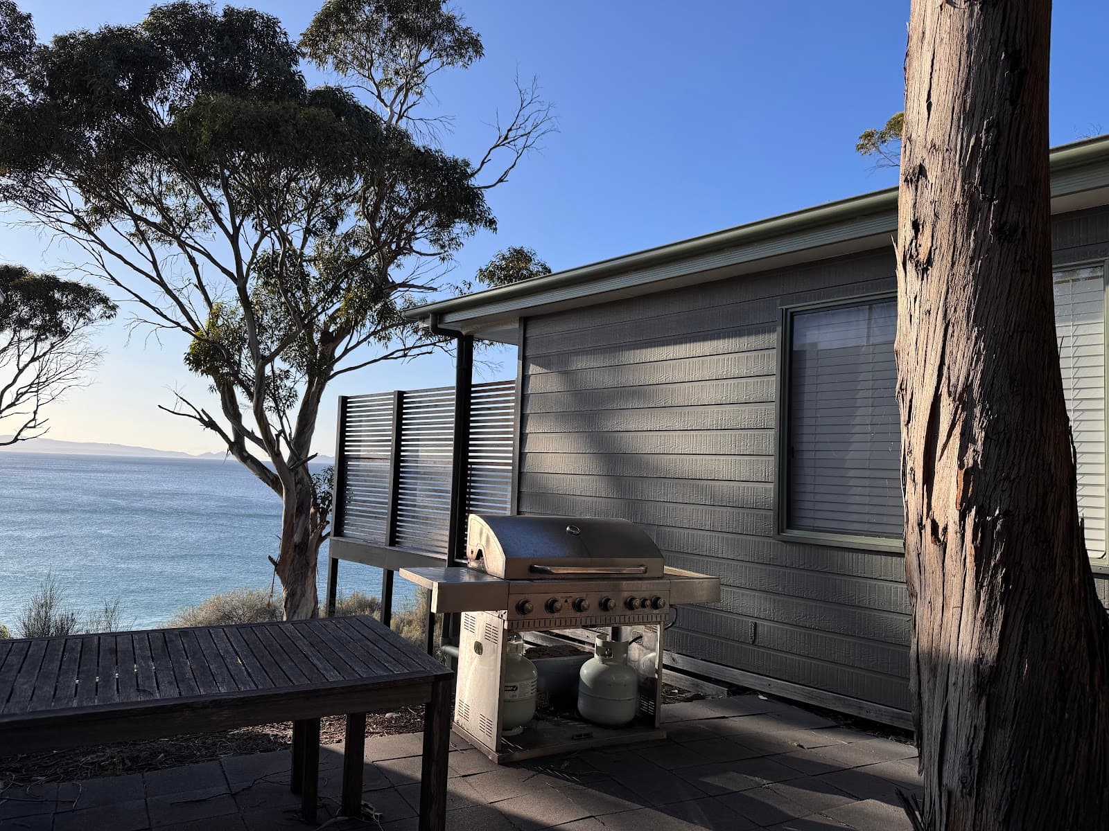 Hamptons on the Bay — Freycinet, Tasmania