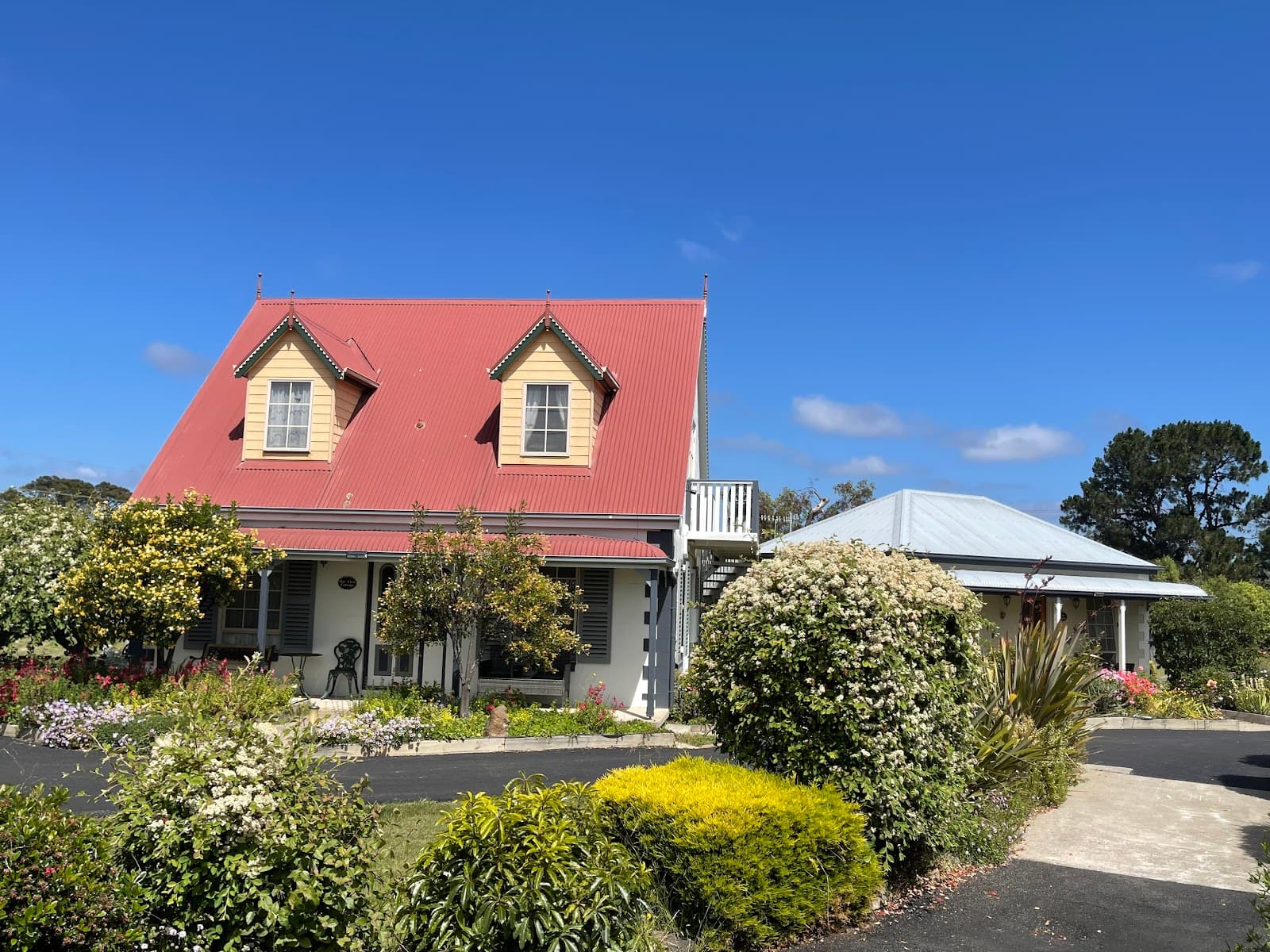 Swansea Cottages & Lodge Suites(Accommodation Swansea) — Freycinet, Tasmania