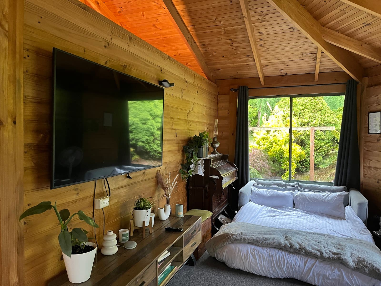 Wilmot Wilderness Retreat — Cradle Mountain, Tasmania