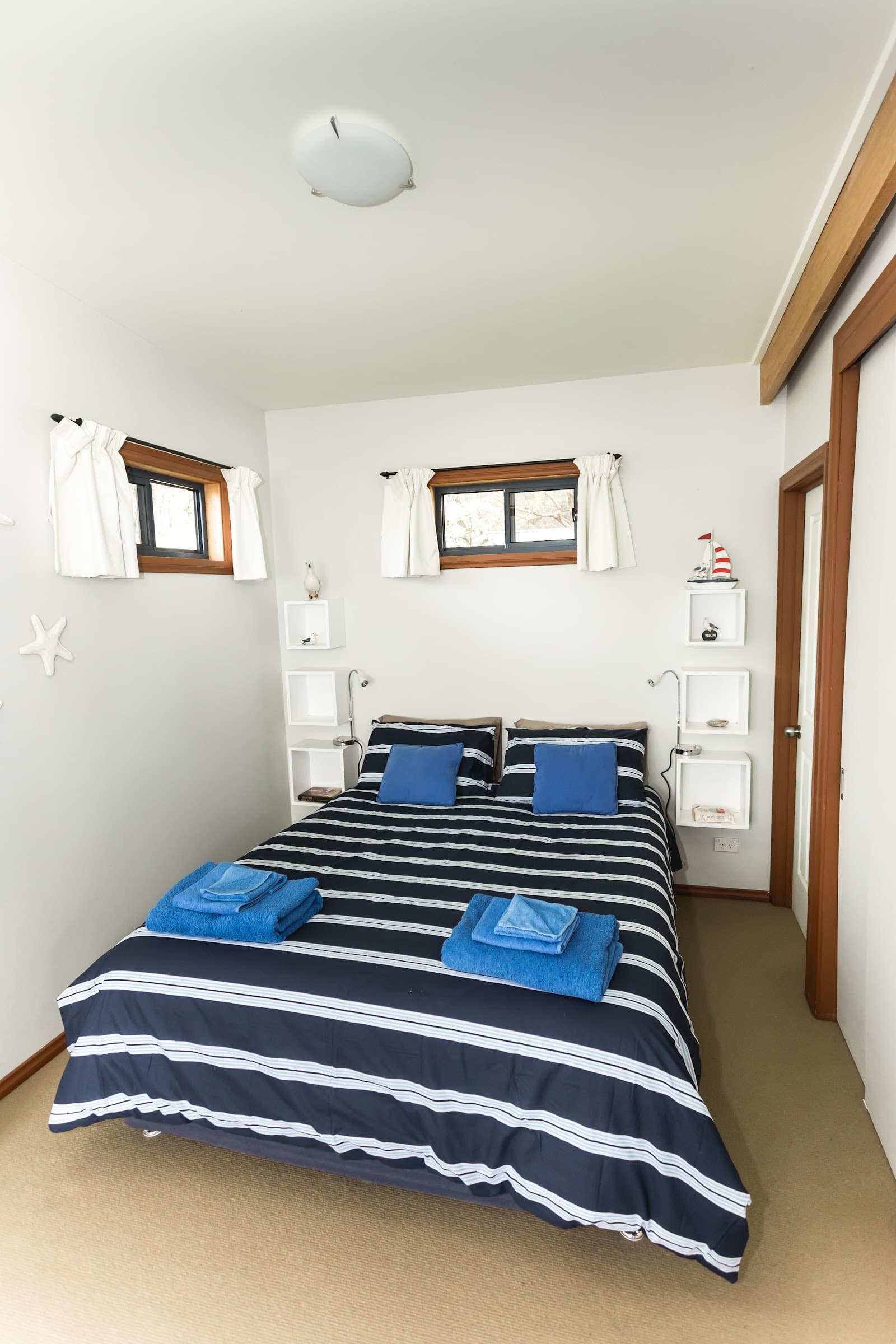 Larus Waterfront Cottage — Port Arthur, Tasmania