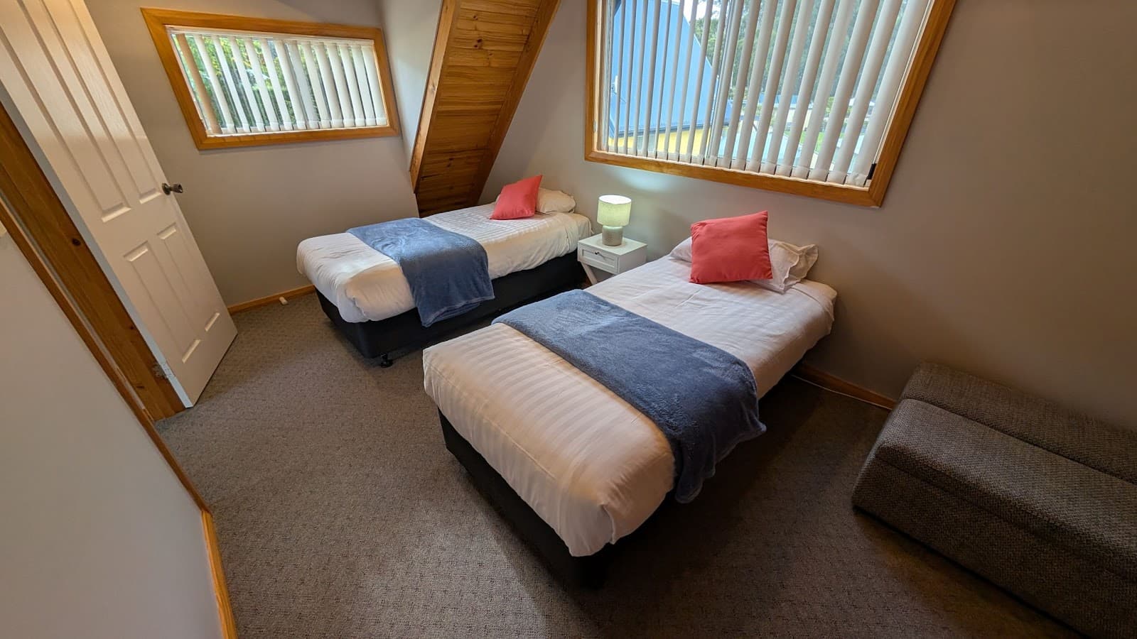 Four Seasons Waterfront Villas — Port Arthur, Tasmania
