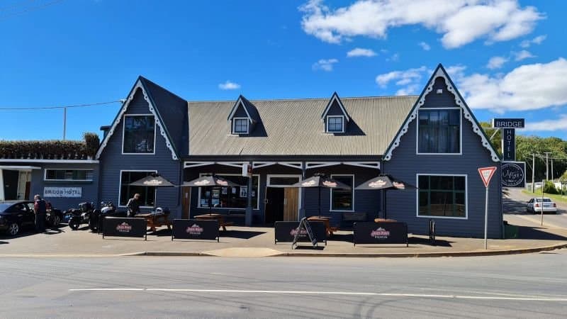 The Forth Pub
