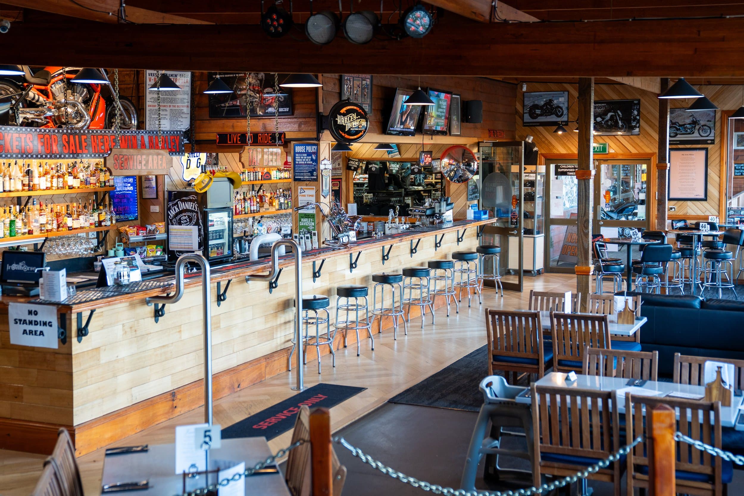 Iron Horse Bar & Grill