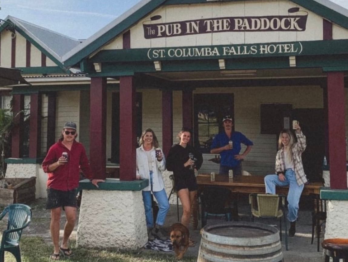 Pub in the Paddock