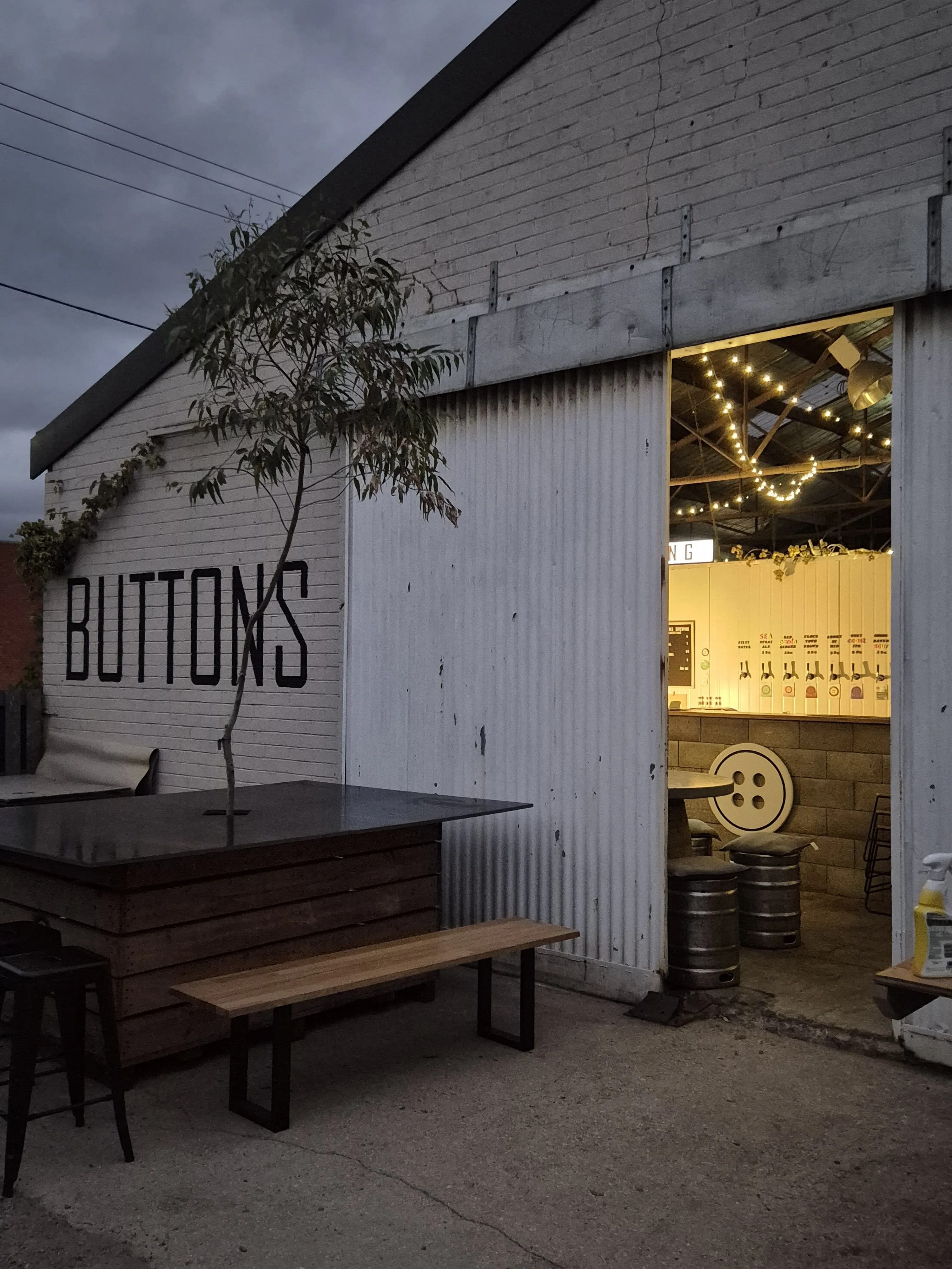 Buttons Brewing